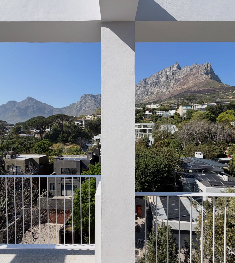 3 Bedroom Property for Sale in Higgovale Western Cape